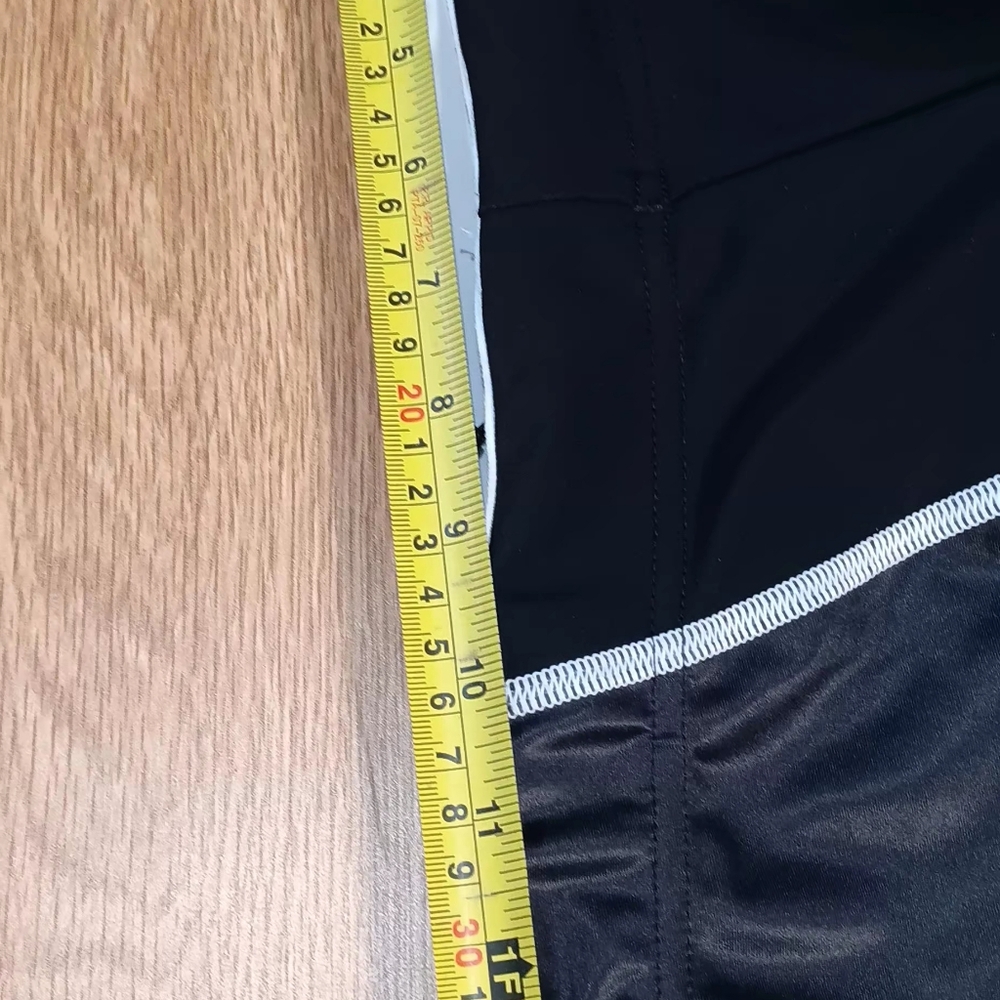 Women's Castelli Cycling Shorts XL - Picture 14 of 14